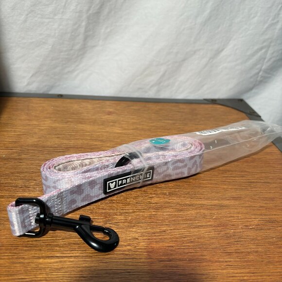 Frenchie Bulldog Brand Leopard Leash - Picture 2 of 3